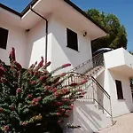 Villaggio Pineta Petto Bianco