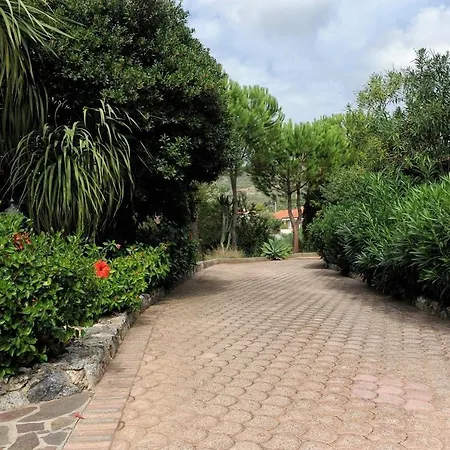 Hotel apartamentowy Villaggio Pineta Petto Bianco Capo Vaticano