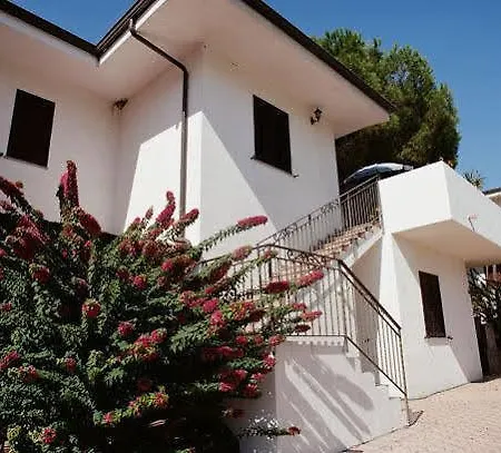 Villaggio Pineta Petto Bianco