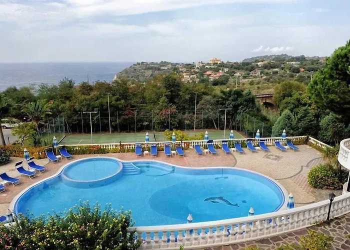 Villaggio Pineta Petto Bianco