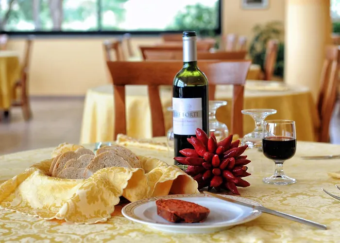 Villaggio Pineta Petto Bianco 4* Capo Vaticano