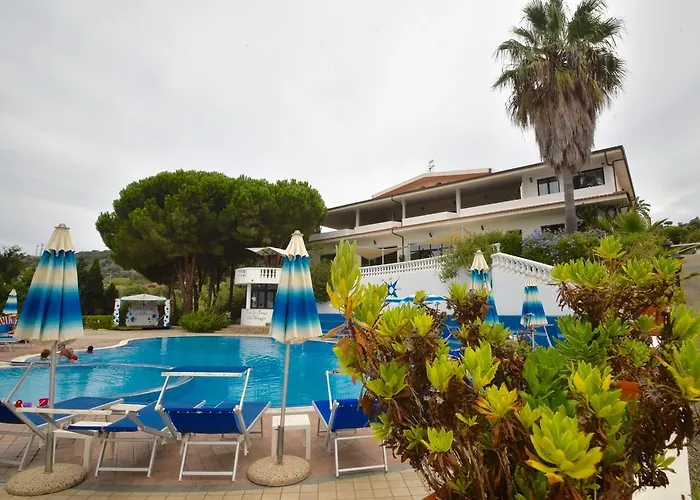 Lägenhetshotell Villaggio Pineta Petto Bianco Capo Vaticano