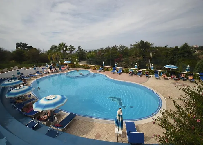 Villaggio Pineta Petto Bianco Capo Vaticano