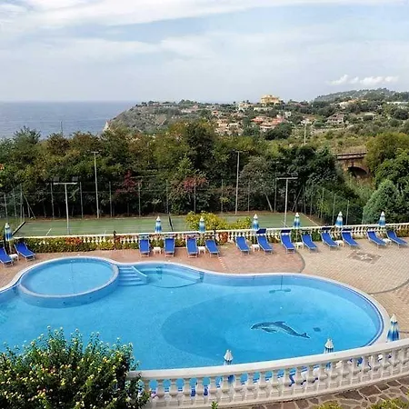 Appart hôtel Villaggio Pineta Petto Bianco