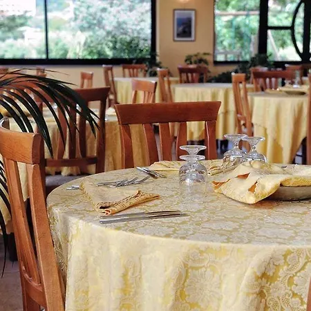 Villaggio Pineta Petto Bianco Appart hôtel 4*