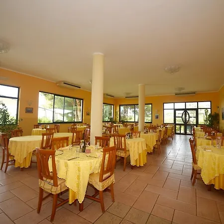 Villaggio Pineta Petto Bianco