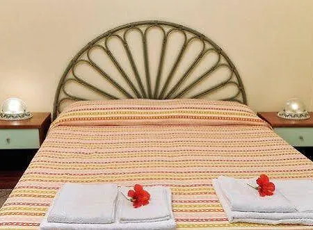 Villaggio Pineta Petto Bianco 4* Capo Vaticano