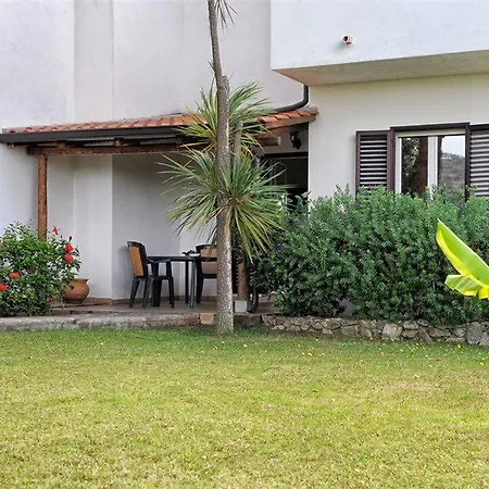 Apartahotel Villaggio Pineta Petto Bianco