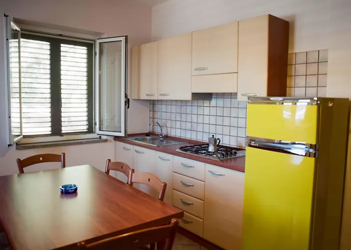 Aparthotel Villaggio Pineta Petto Bianco 4*