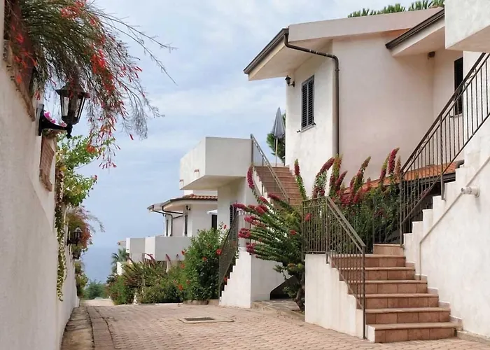 Aparthotel Villaggio Pineta Petto Bianco