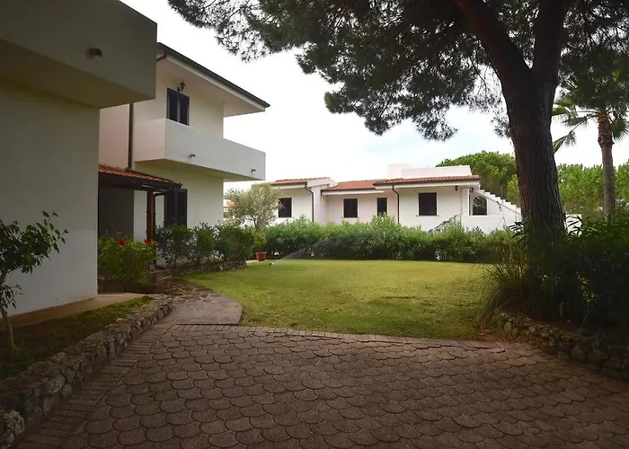 Aparthotel Villaggio Pineta Petto Bianco Capo Vaticano